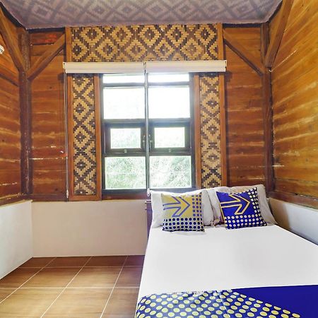 Oyo Homes 90956 Desa Wisata Guranteng Pendjalu Kültér fotó
