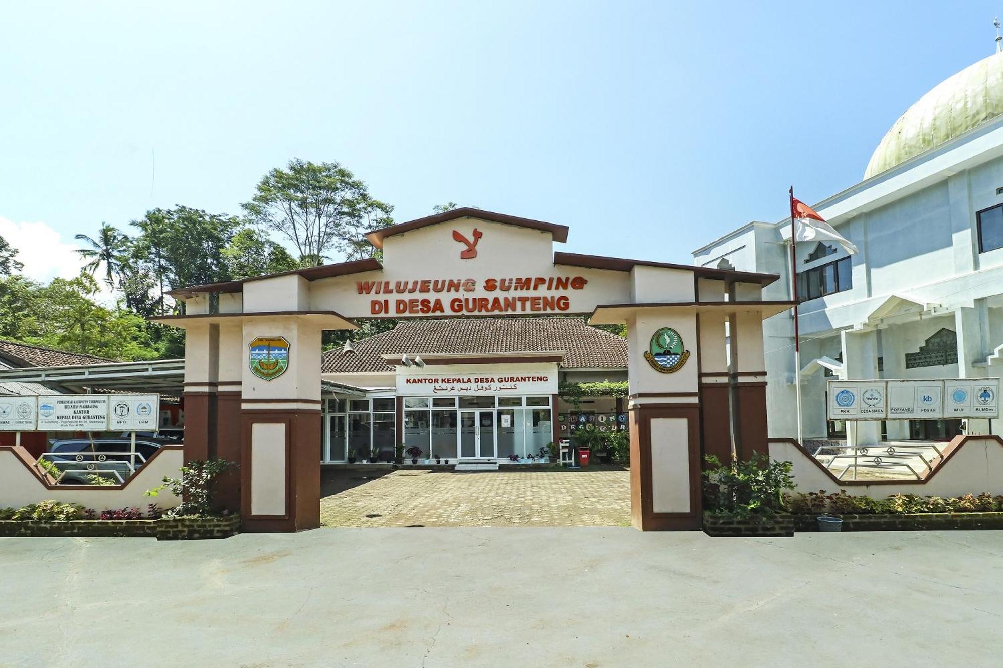 Oyo Homes 90956 Desa Wisata Guranteng Pendjalu Kültér fotó