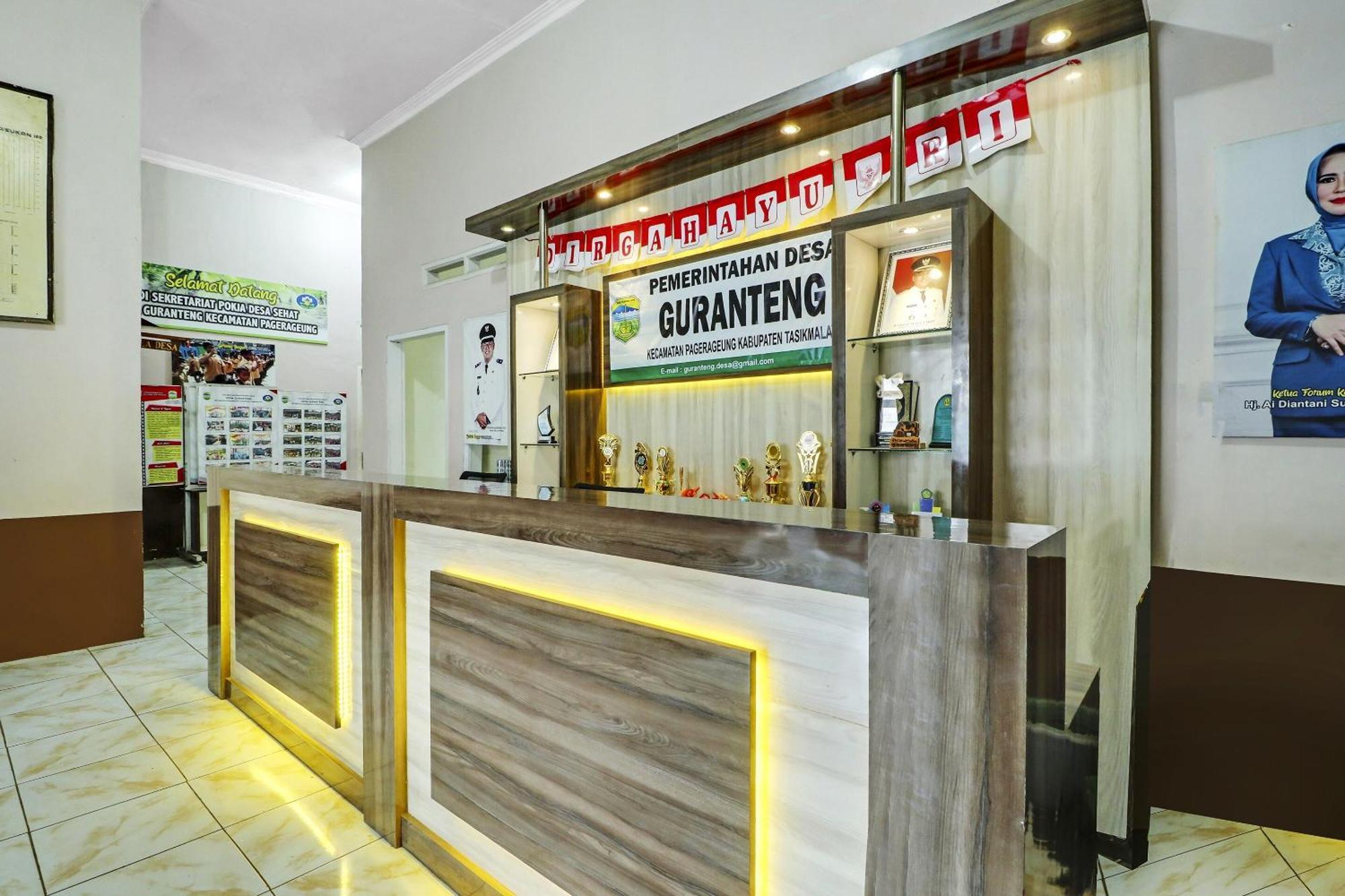 Oyo Homes 90956 Desa Wisata Guranteng Pendjalu Kültér fotó
