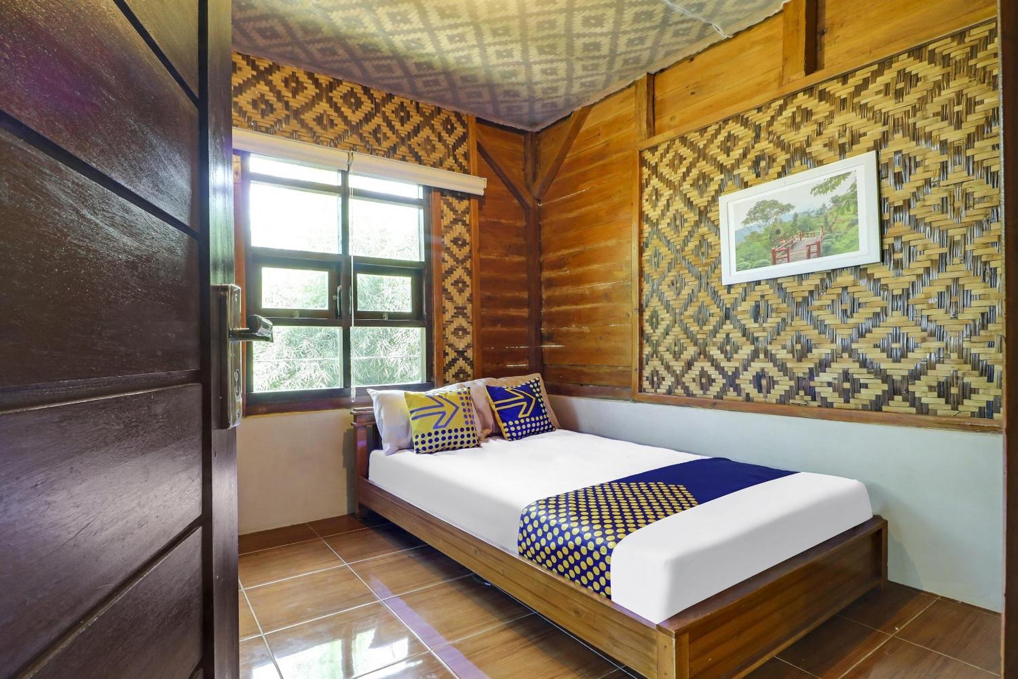 Oyo Homes 90956 Desa Wisata Guranteng Pendjalu Kültér fotó