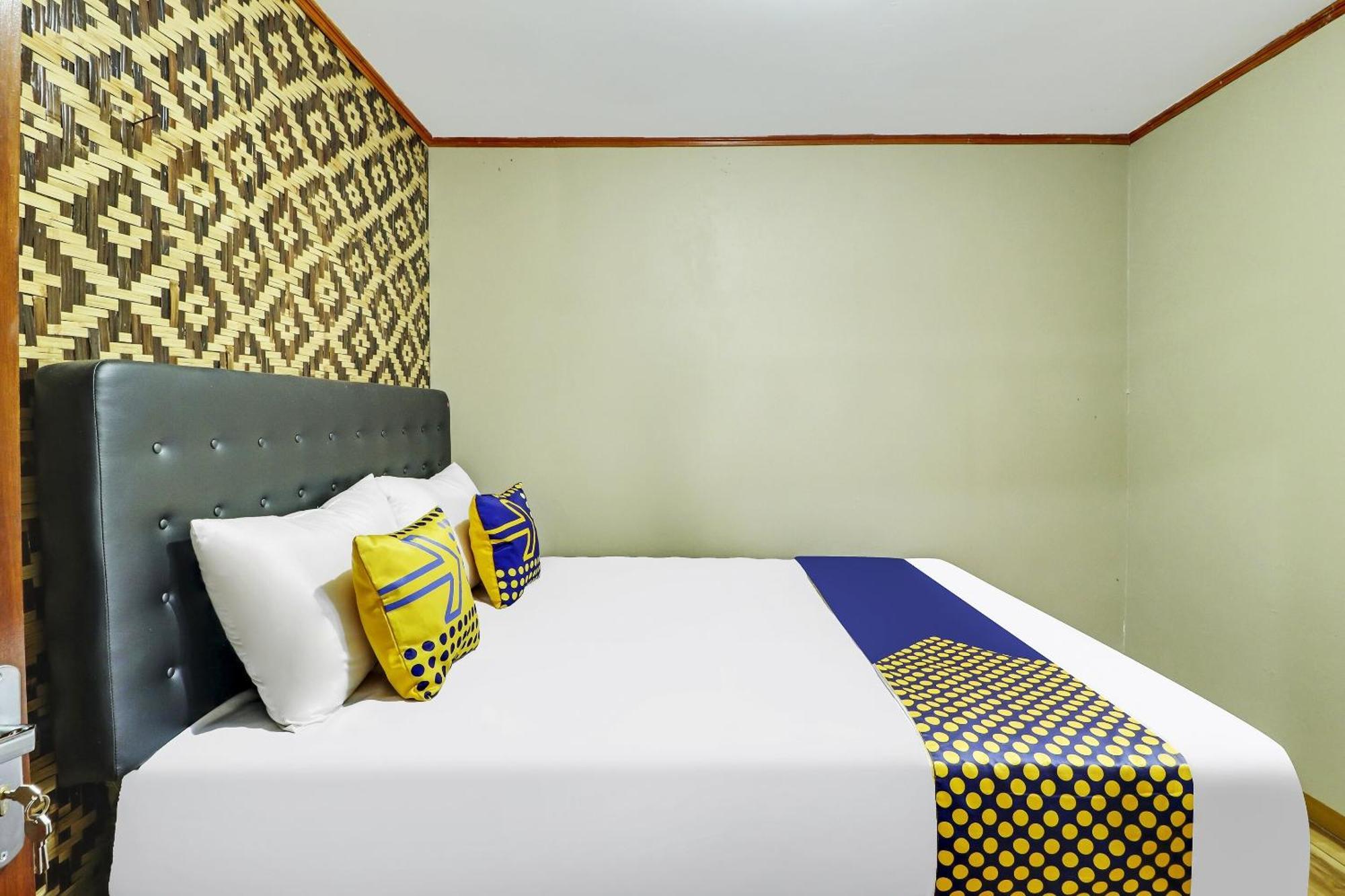 Oyo Homes 90956 Desa Wisata Guranteng Pendjalu Kültér fotó