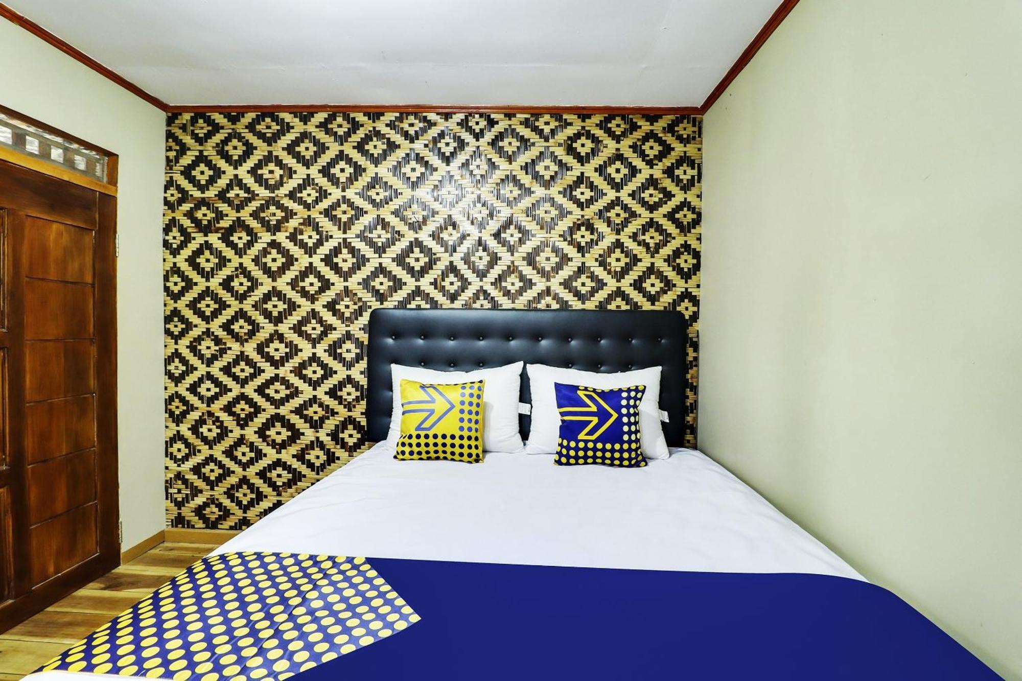 Oyo Homes 90956 Desa Wisata Guranteng Pendjalu Kültér fotó